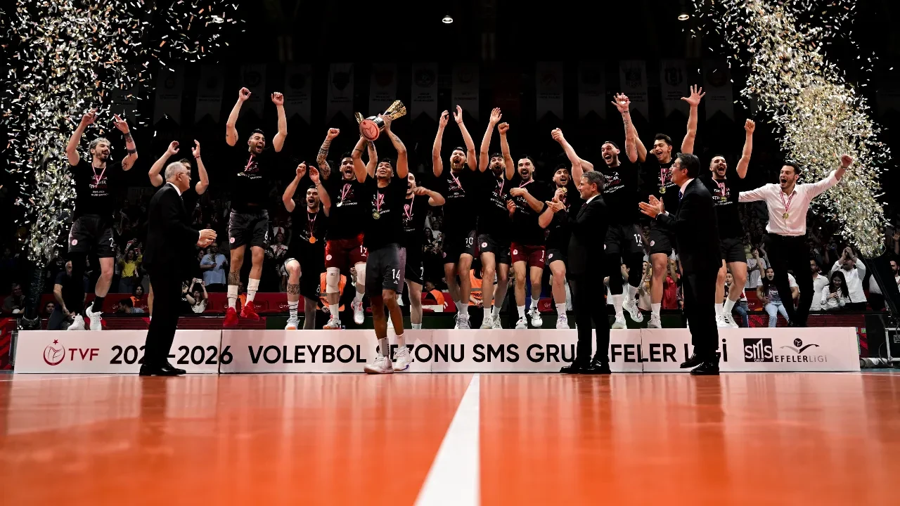 Efeler Ligi'nde şampiyon Ziraat Bankkart! Başkent ekibinden üst üste 2. zafer