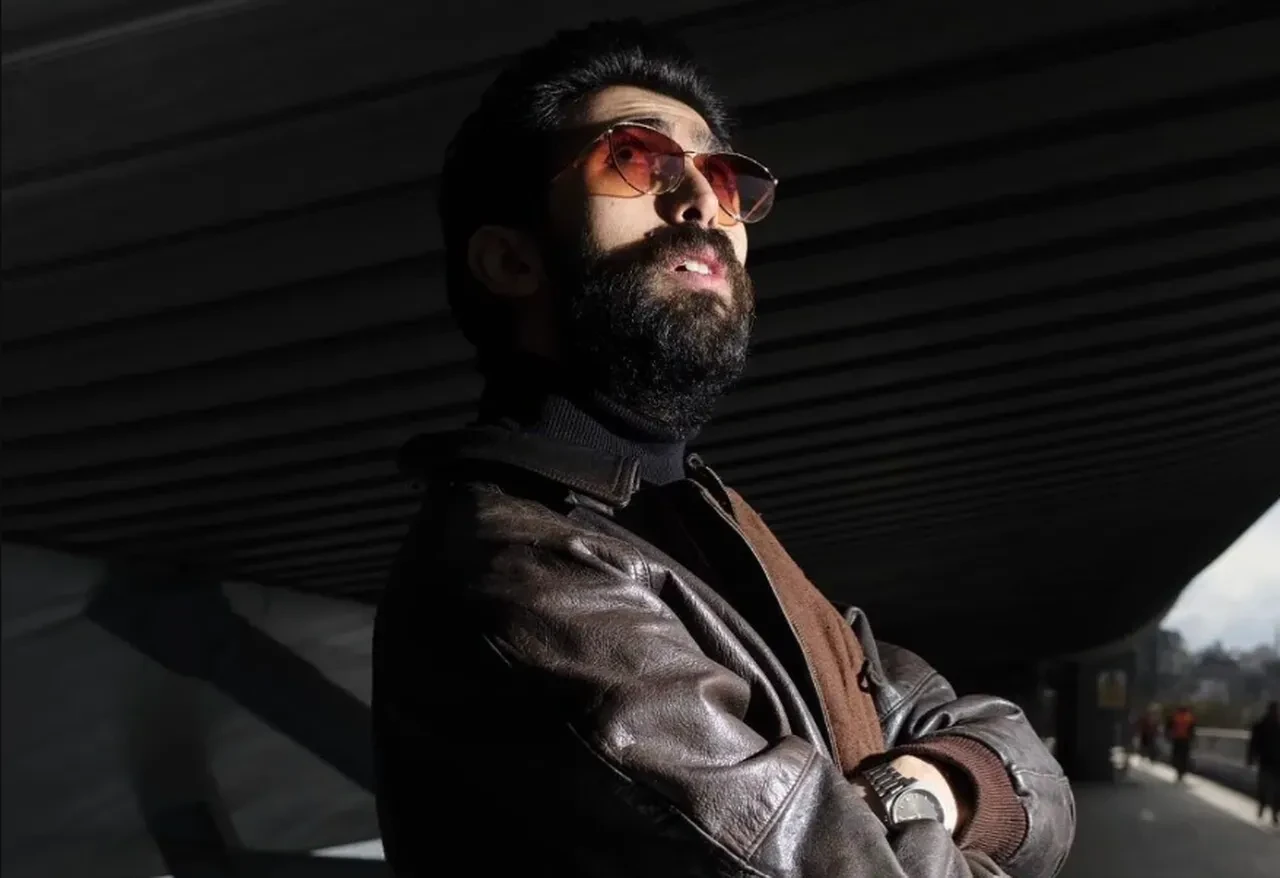 Eşref Rüya dizisinde Dodo'yu oynayan Özgür Meriç kimdir? Özgür Meriç kaç yaşında, hangi dizilerde oynadı?