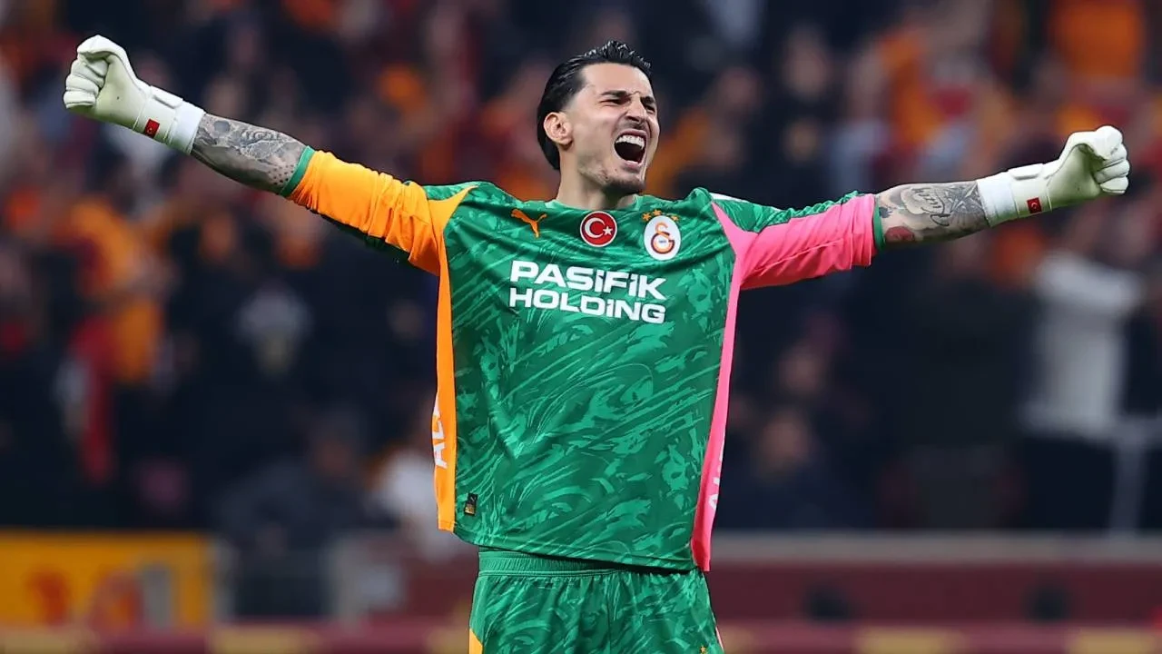 Galatasaray'da Uğurcan Çakır, Fenerbahçe galibiyetiyle ilgili konuştu! "Daha farklı bir galibiyet alabilirdik"