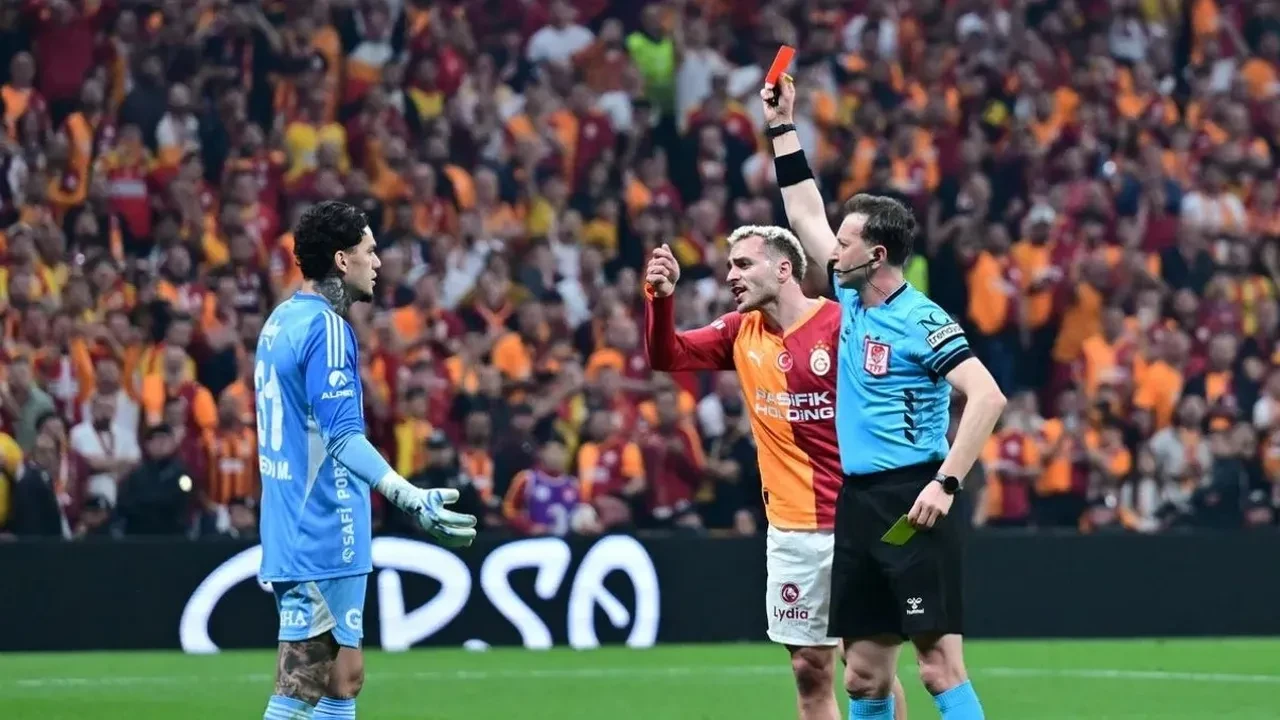 Galatasaraylı Şahan Gökbakar’dan derbi sonrası gönderme! Ederson paylaşımı sosyal medyaya damga vurdu