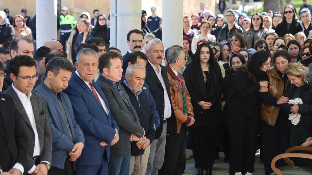 İnanması güç ama gerçek! Manavdan alınan çilek 2,5 yaşındaki çocuğu hayattan koparttı