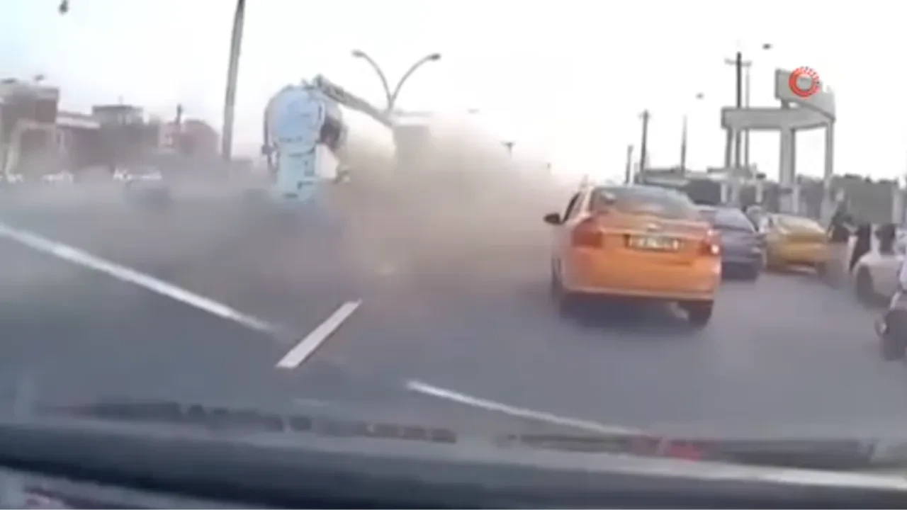 Kerkük'te feci kaza! Kamyon 35 aracı ezdi: Çok sayıda ölü ve yaralı var