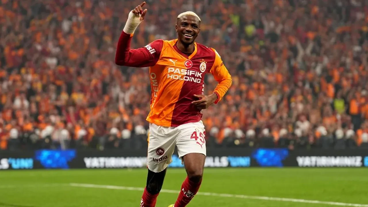 Osimhen'den Fenerbahçe'yi kızdıracak sözler: Maçta antrenmandakinden daha az yorulduk