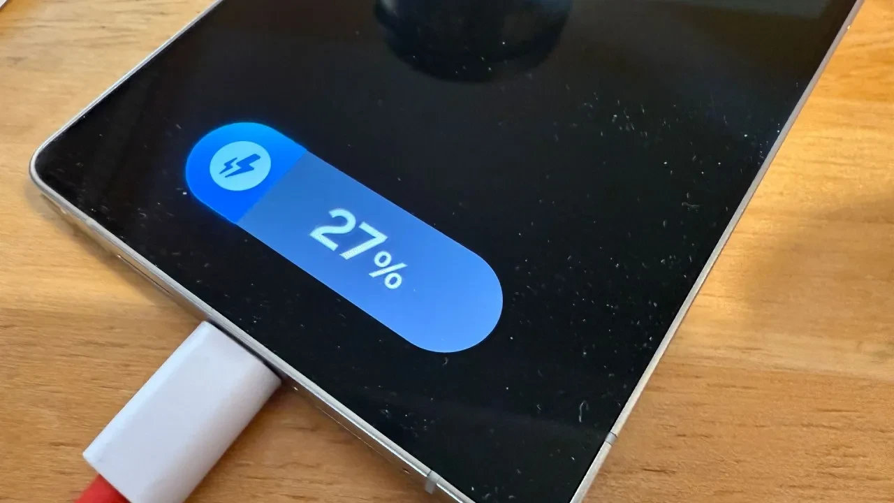 Samsung'un yayınladığı son güncelleme pilleri bozdu: Şarj çok çabuk bitiyor