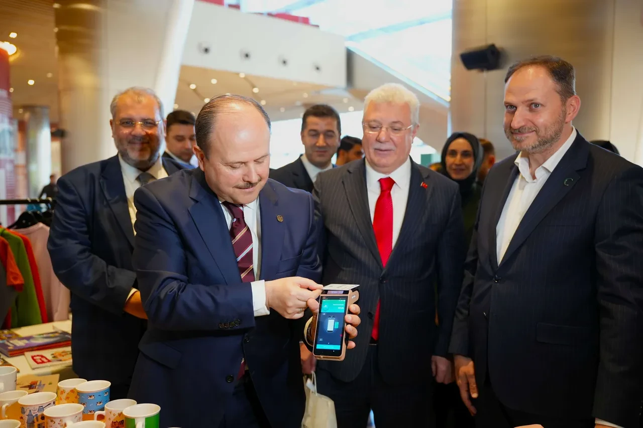 Ziraat Katılım ve Yeşilay’dan anlamlı iş birliği: 'Bağımsız Kart' ile hayata değer kat