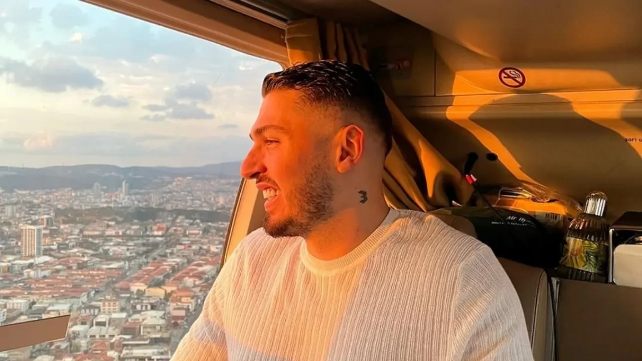 Blok3 5 aylık tedavi sonrası ilk kez görüntülendi! Sanatçıdan sevenlerine şarkı müjdesi 