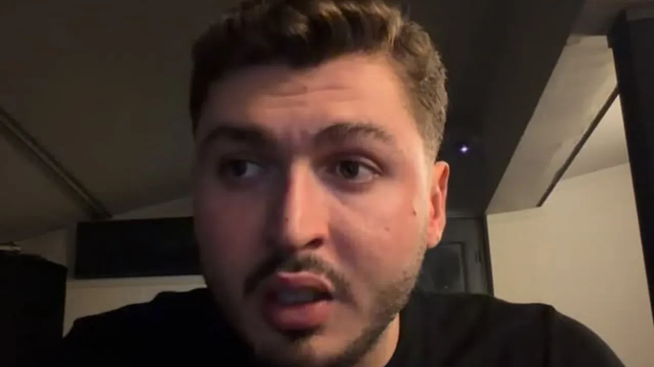 Blok3 5 aylık tedavi sonrası ilk kez görüntülendi! Sanatçıdan sevenlerine şarkı müjdesi 