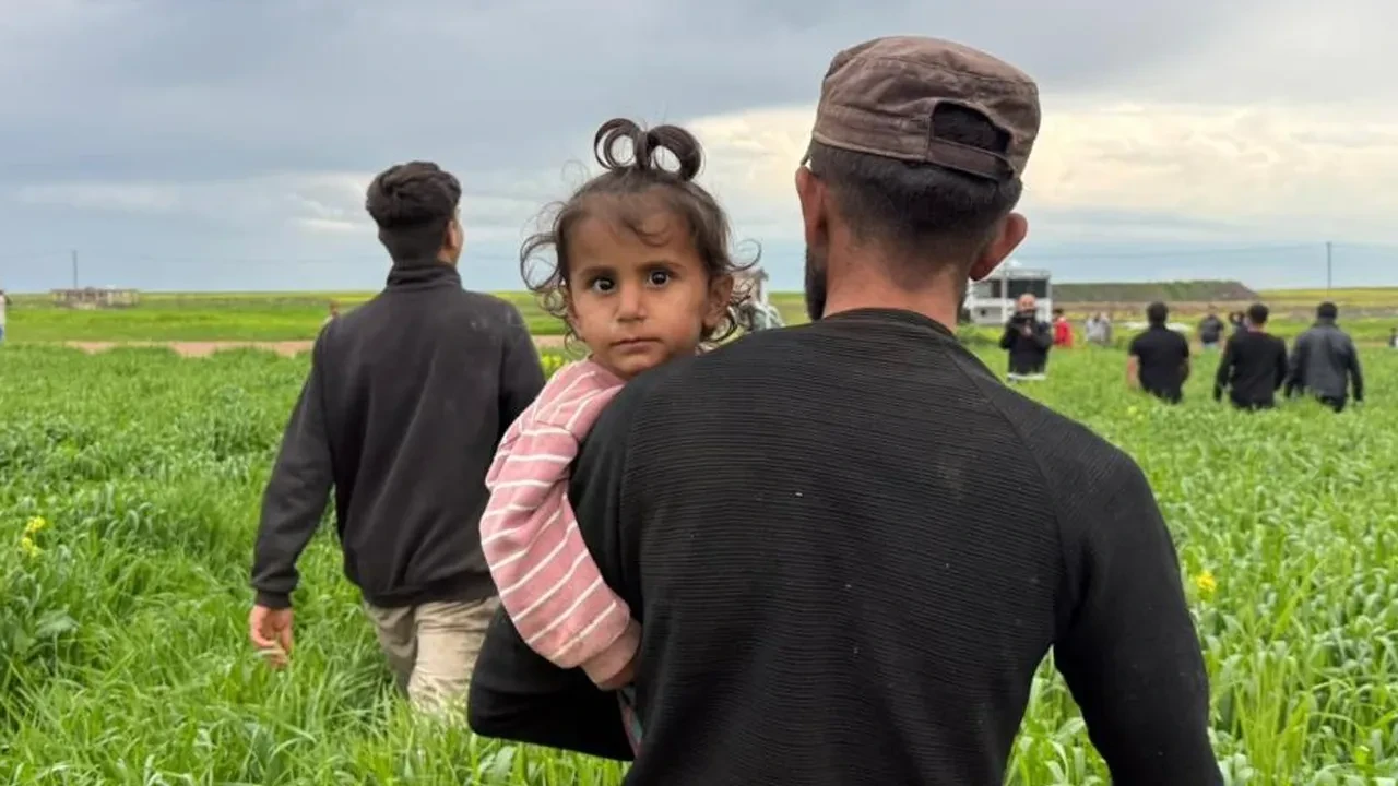Diyarbakır'da aranan minik Yazgül'den haber var! 3 kilometre uzaklıkta uyurken bulundu