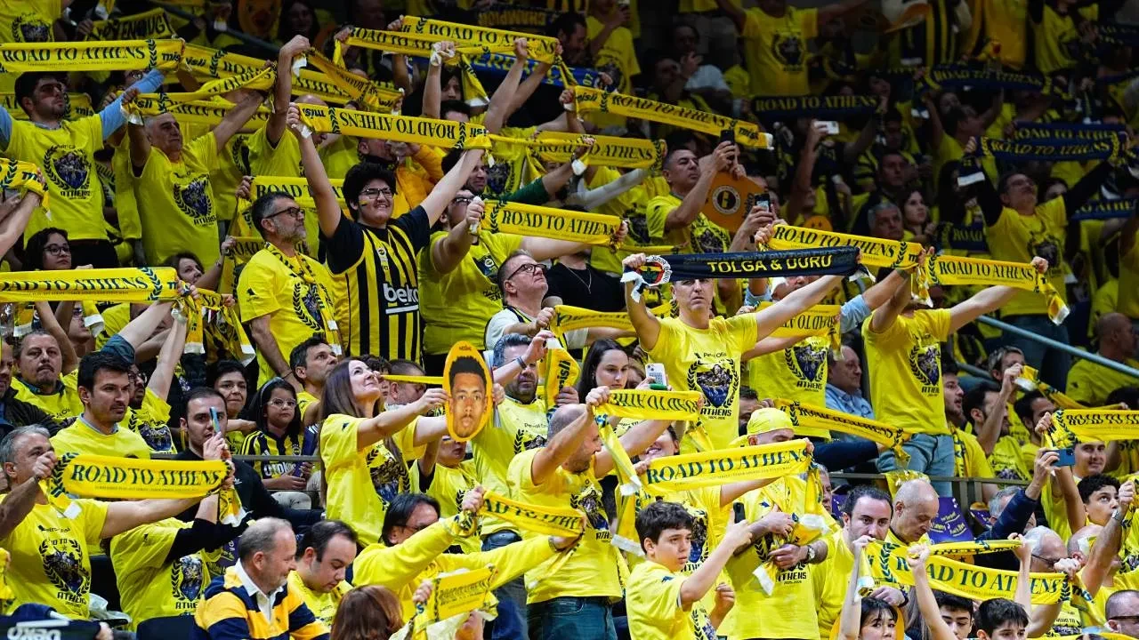 Fenerbahçe Beko, Zalgiris'i devirdi! Sarı-lacivertlilerden 89-78'lik galibiyet