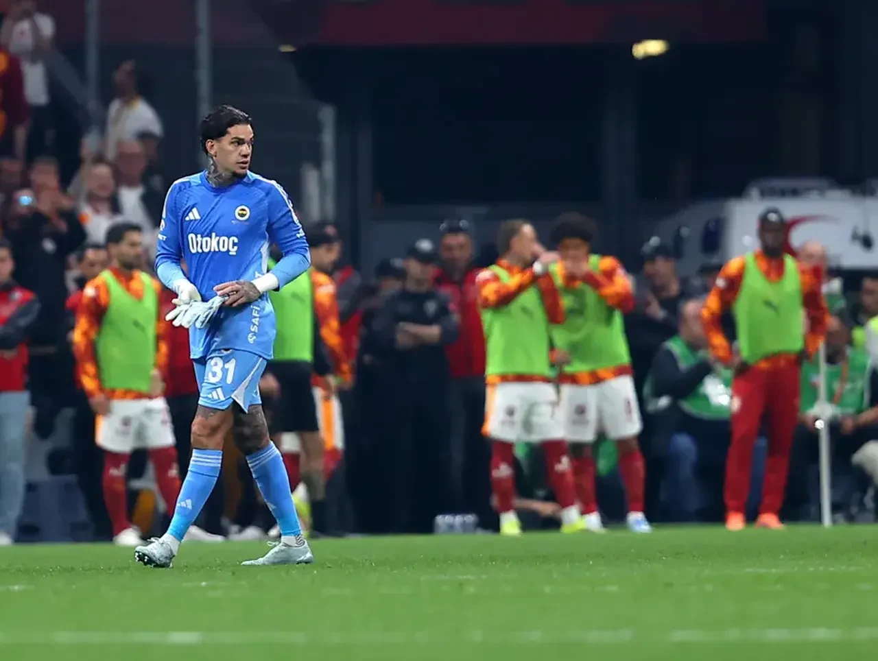 Fenerbahçe'de Ederson bilmecesi çözüldü! Herkes kadro dışı bekliyordu, yönetim kararını verdi