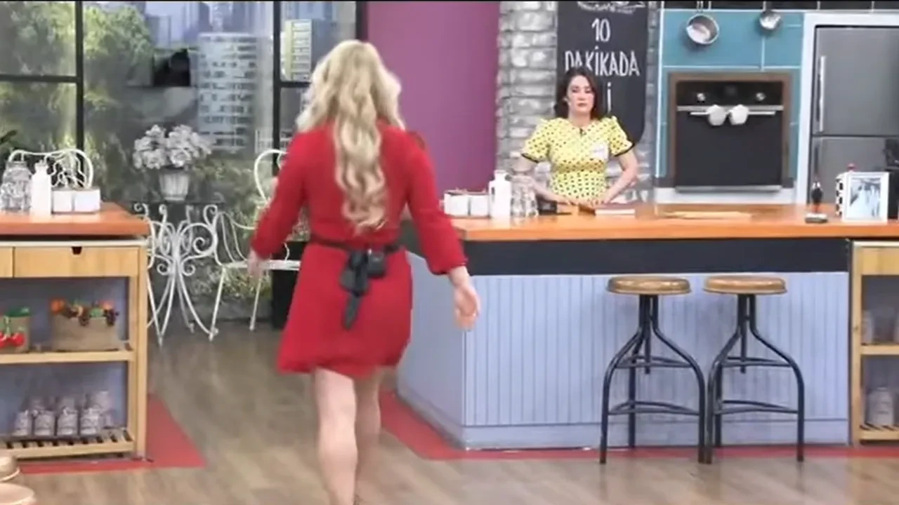 Gelinim Mutfakta Aysun tadım masasında kriz çıkardı! Benim için bu yarışma bitti dedi stüdyoyu terk etti