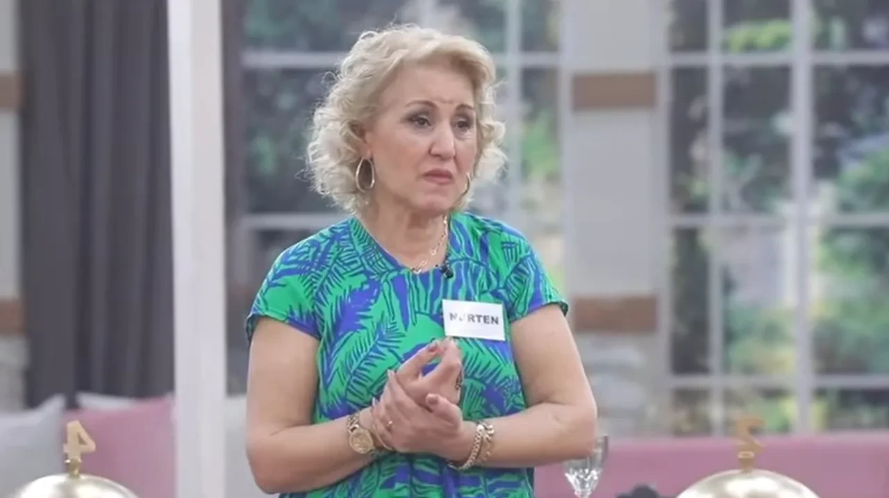 Gelinim Mutfakta Aysun tadım masasında kriz çıkardı! Benim için bu yarışma bitti dedi stüdyoyu terk etti