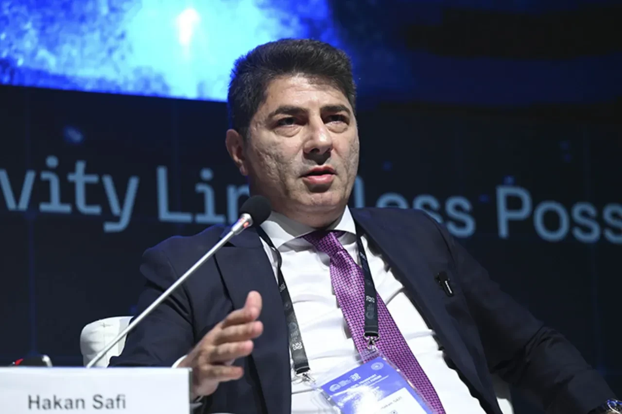 Hakan Safi serveti ne kadar ne iş yapıyor? Fenerbahçe başkan adaylığını açıkladı