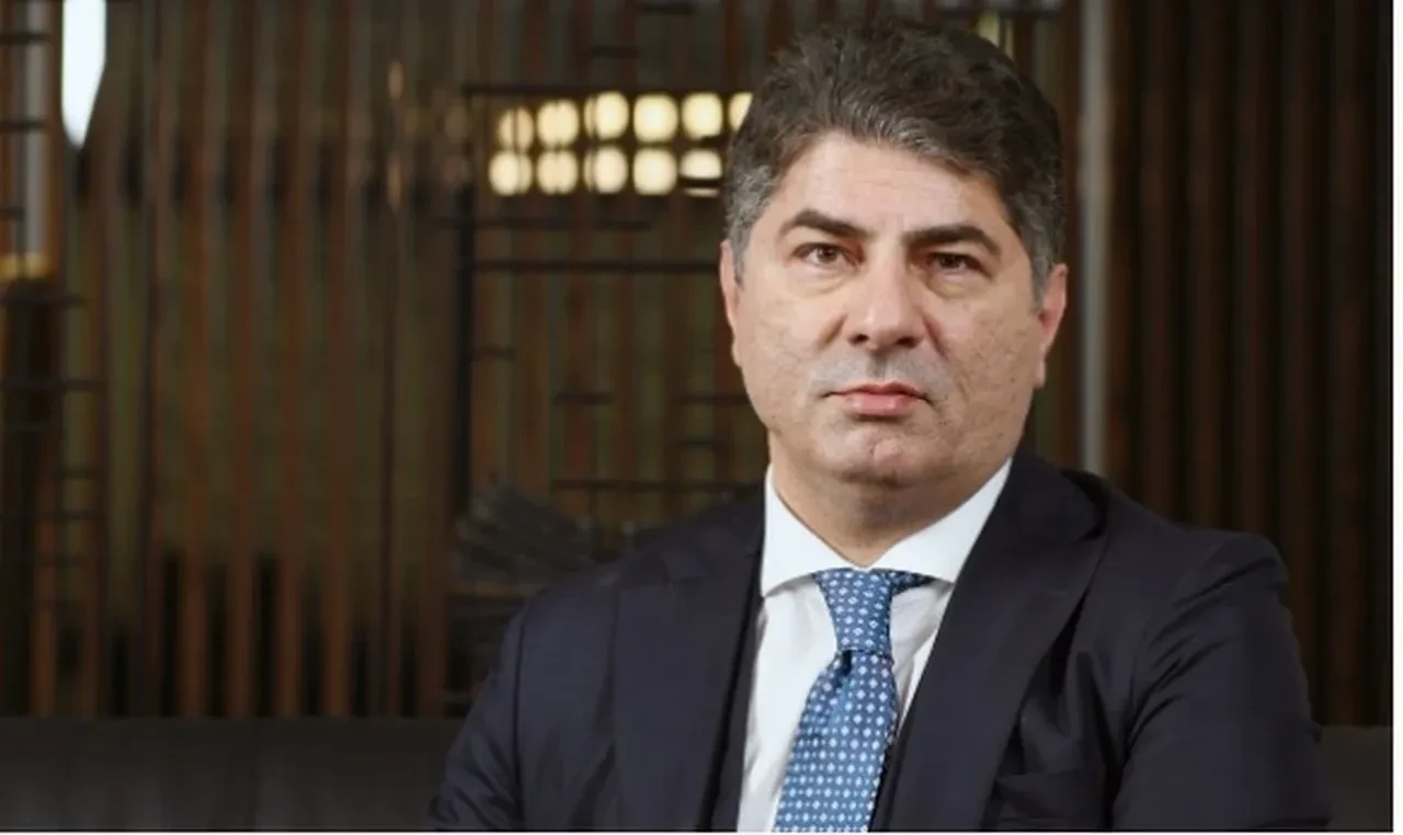 Hakan Safi serveti ne kadar ne iş yapıyor? Fenerbahçe başkan adaylığını açıkladı