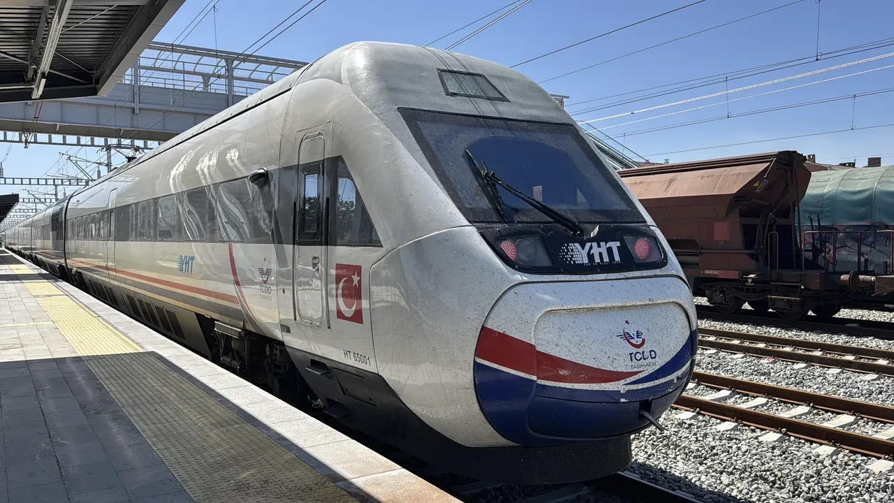 Halkalı-Kapıkule Hızlı Tren Projesi test sürüşleri başladı 