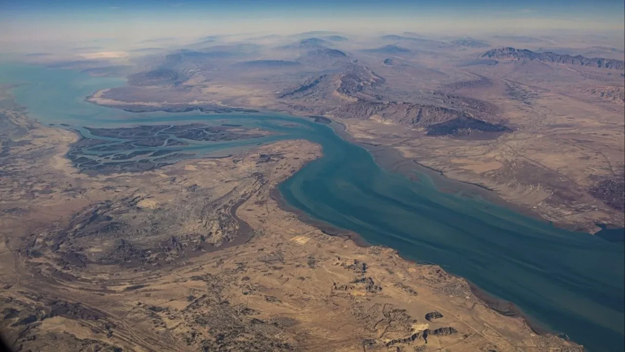 Hürmüz Boğazı’nda kriz büyüyor: Petrol fiyatlarında sert yükseliş