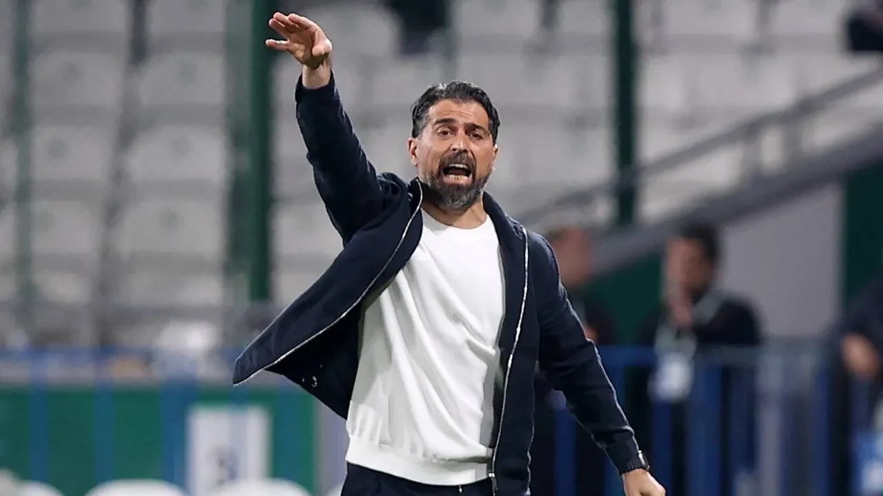 Konyaspor'da İlhan Palut, Trabzonspor galibiyetiyle ilgili konuştu