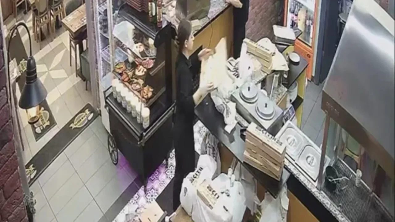 Otele 25 restorandan kurye yağdı, esnaf isyan etti: "Sinirden oturup pideleri yedim!"