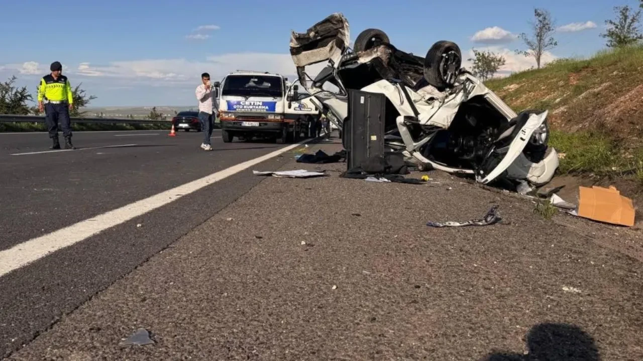 Şanlıurfa'da feci kaza! Araç paramparça oldu: Çok sayıda ölü ve yaralı var
