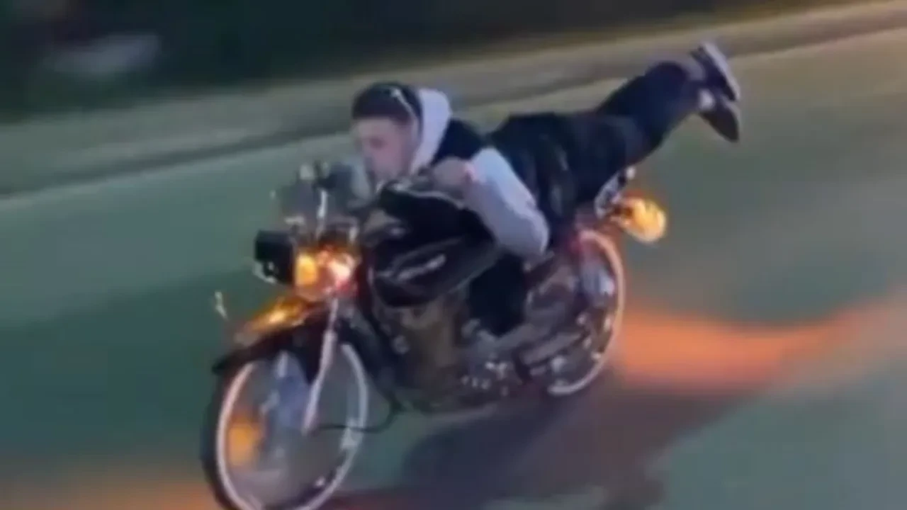 Şov uğruna canını hiçe saydı! Takdir değil tepki topladı