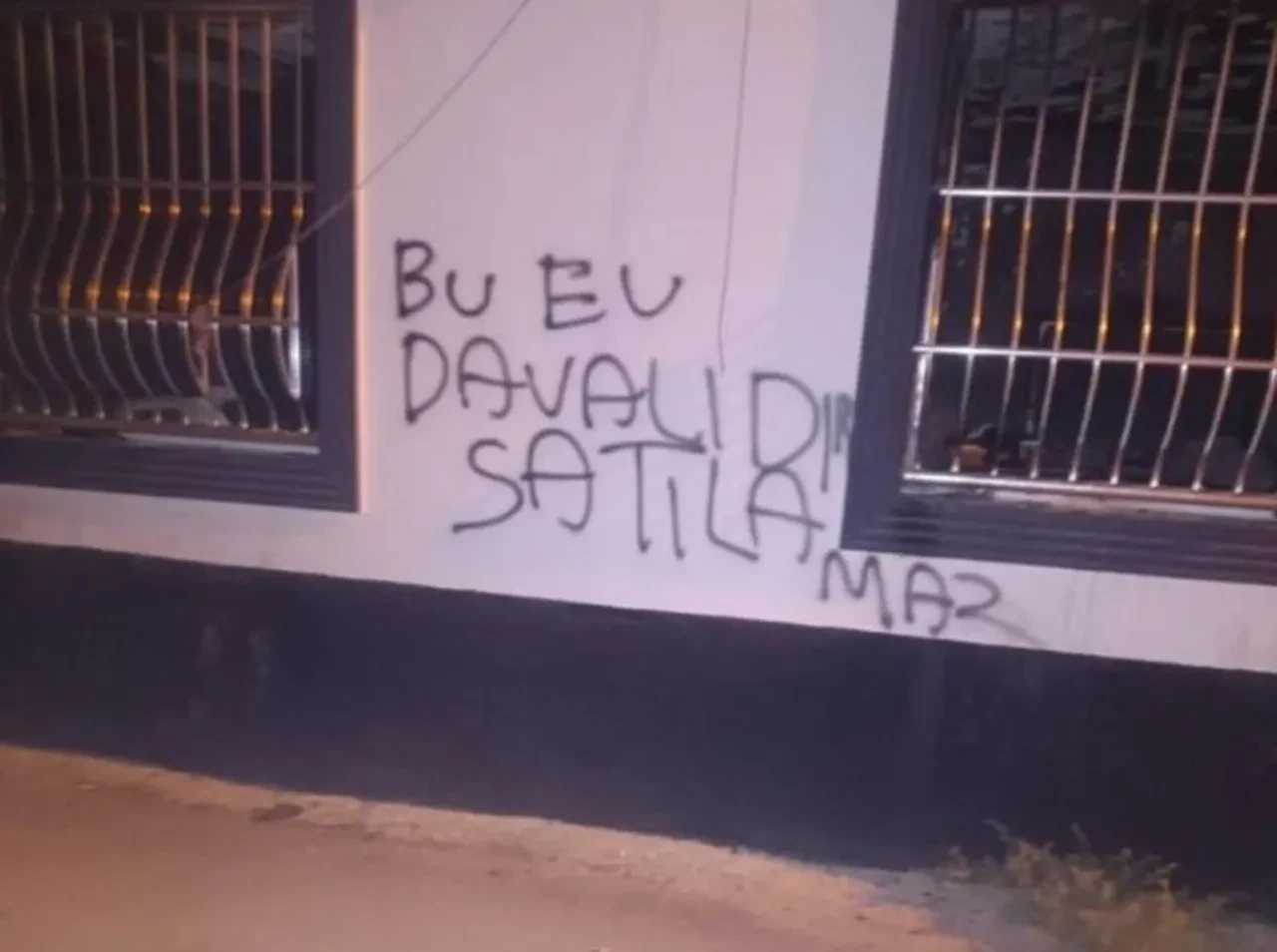 Trafikte kavga kan davasına döndü! Şehit ailesine musallat oldular: 40 milyon TL istediler, alamayınca evleri kundakladılar