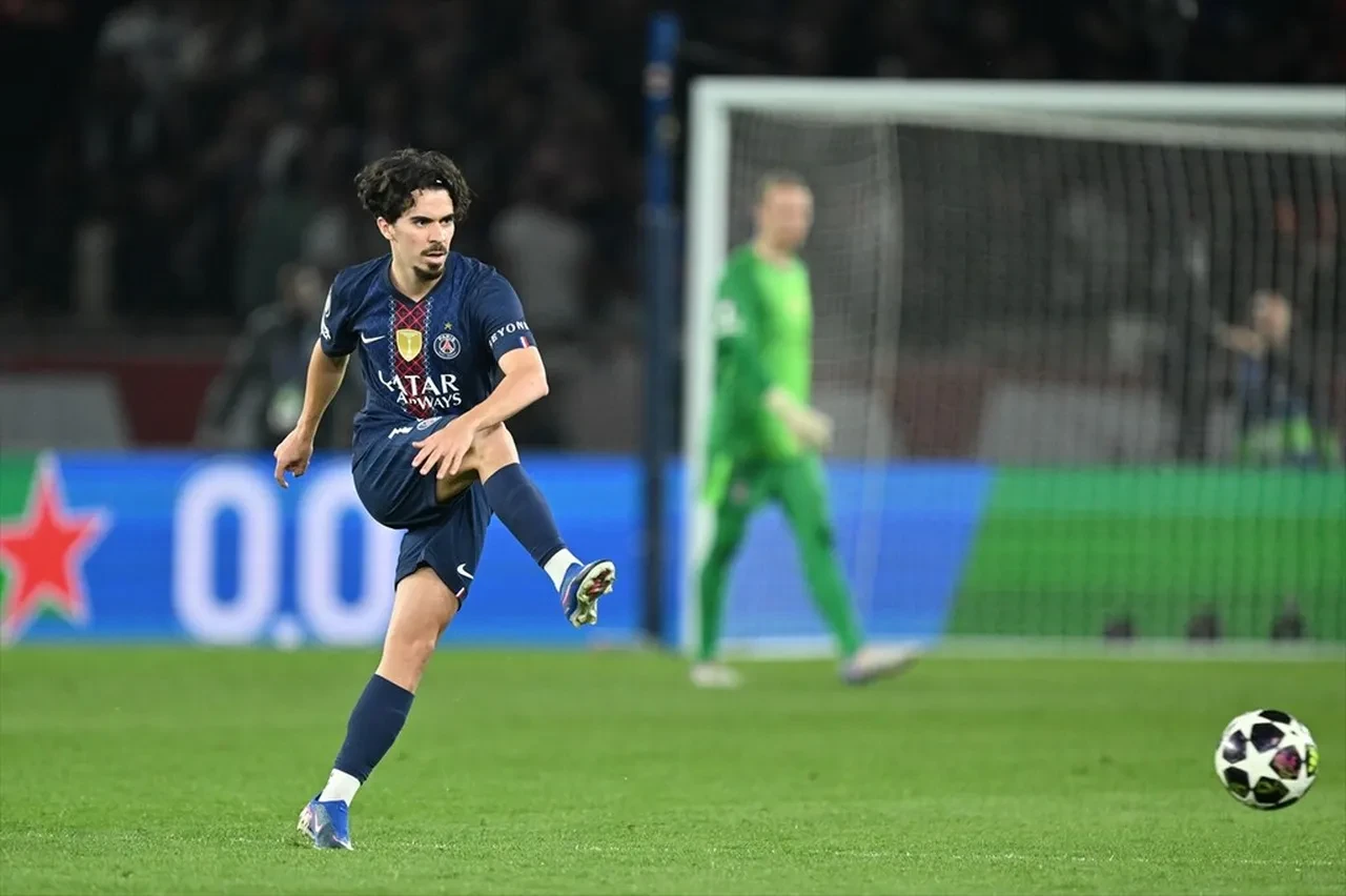 TRT 1 CANLI nereden izlenir? PSG Bayern Münih maçı şifresiz yayınlanacak