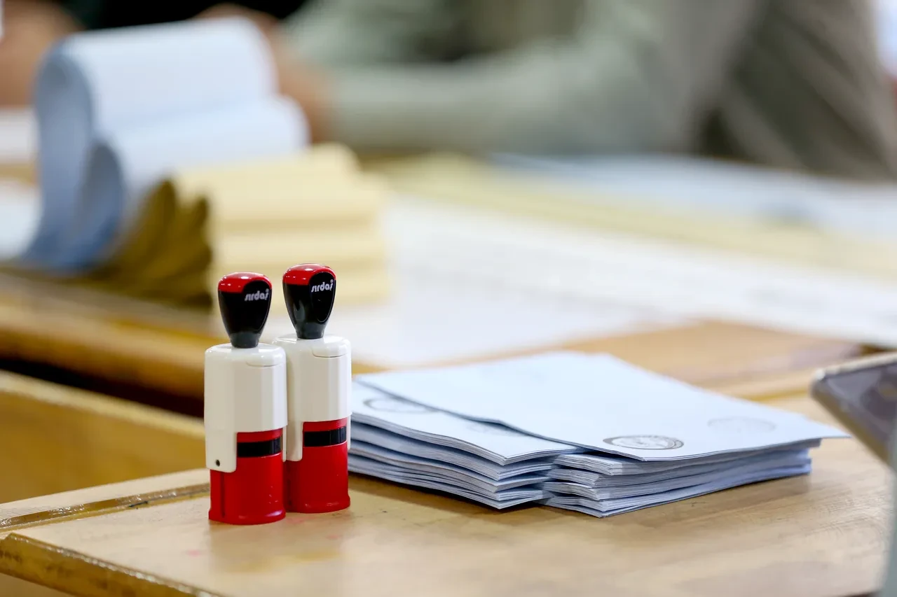 AK Parti'nin sandık planına savaş darbesi: Seçim tarihi yeniden belirlendi