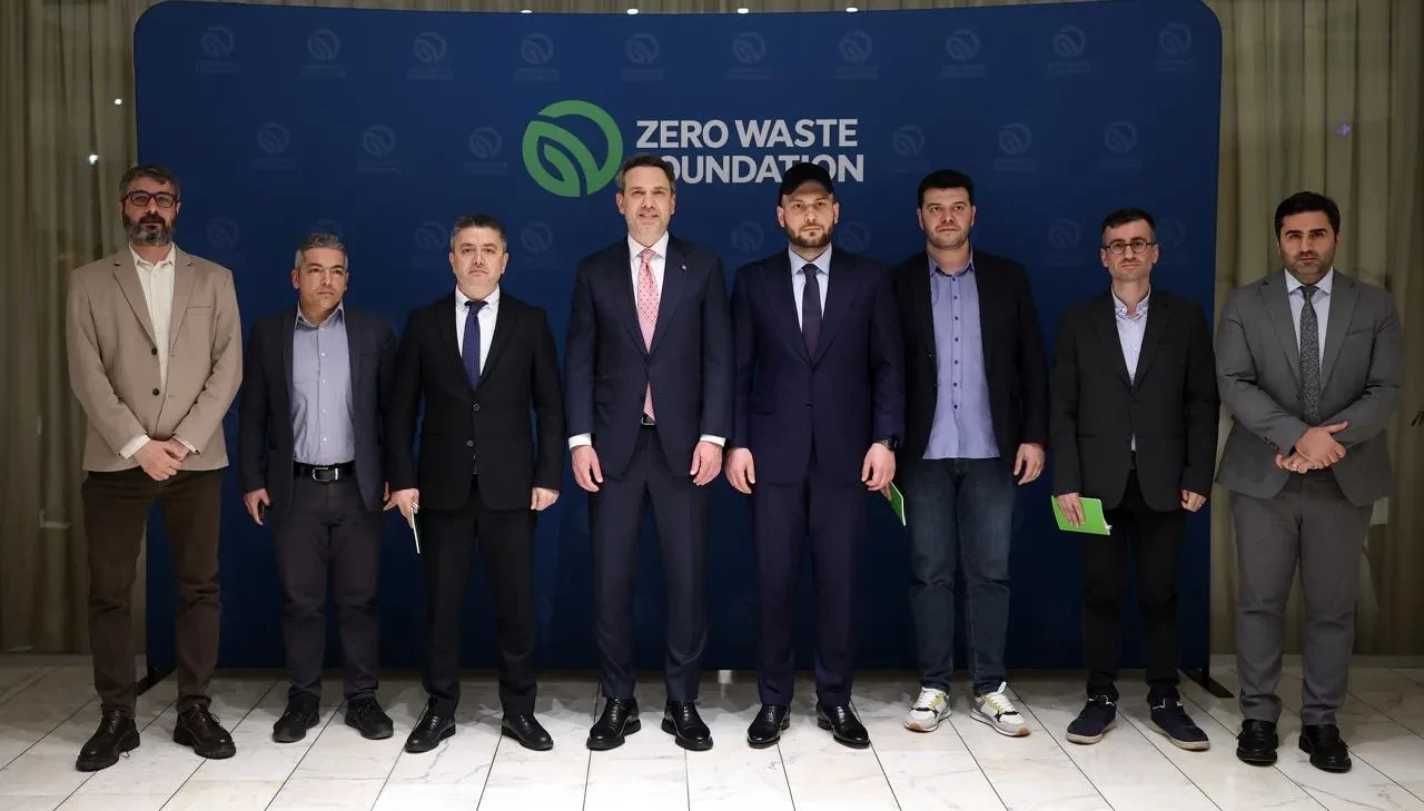 Bakan Bayraktar duyurdu! KKTC’ye doğal gaz boru hattı geliyor