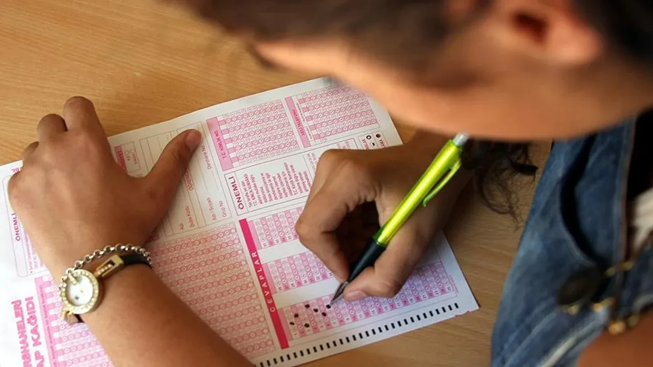 Bursluluk sonuçları ne zaman açıklanacak? 2026 İOKBS sonuçları için geri sayım başladı