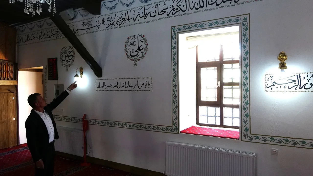 Camideki sır yüzyıllar sonra ortaya çıktı! Yaklaşık 300 parçaya ayrılmış tarihi keşif: Mekke şehir planı olabilir