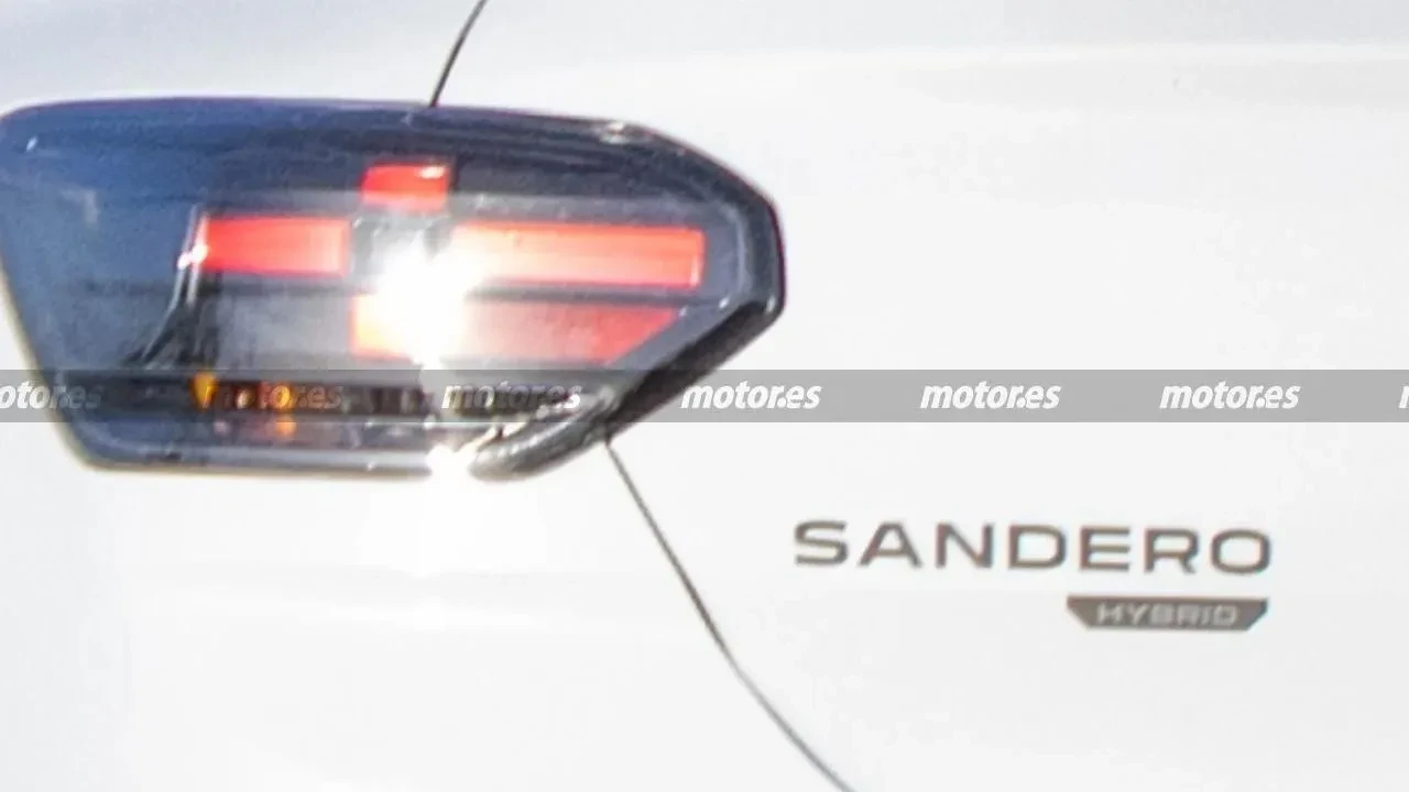 Dacia’nın ucuz hibrit hamlesi: Sandero Hybrid ilk kez görüntülendi