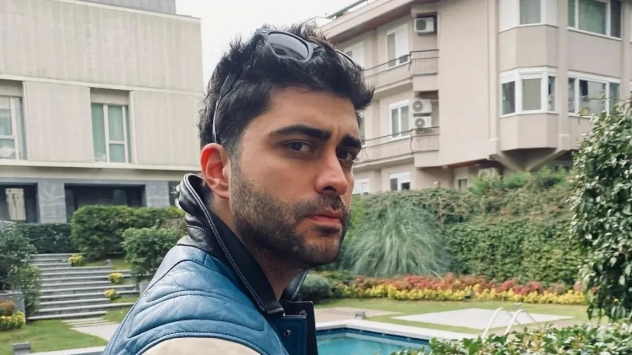 Doğukan Güngör, Feyza Civelek’in doğum günü partisine katıldı! İkili geceye damga vurdu