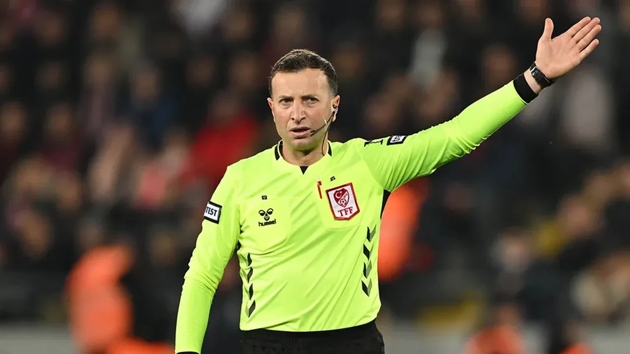 Galatasaray Fenerbahçe derbisinin hakemi Yasin Kol'un notu belli oldu!