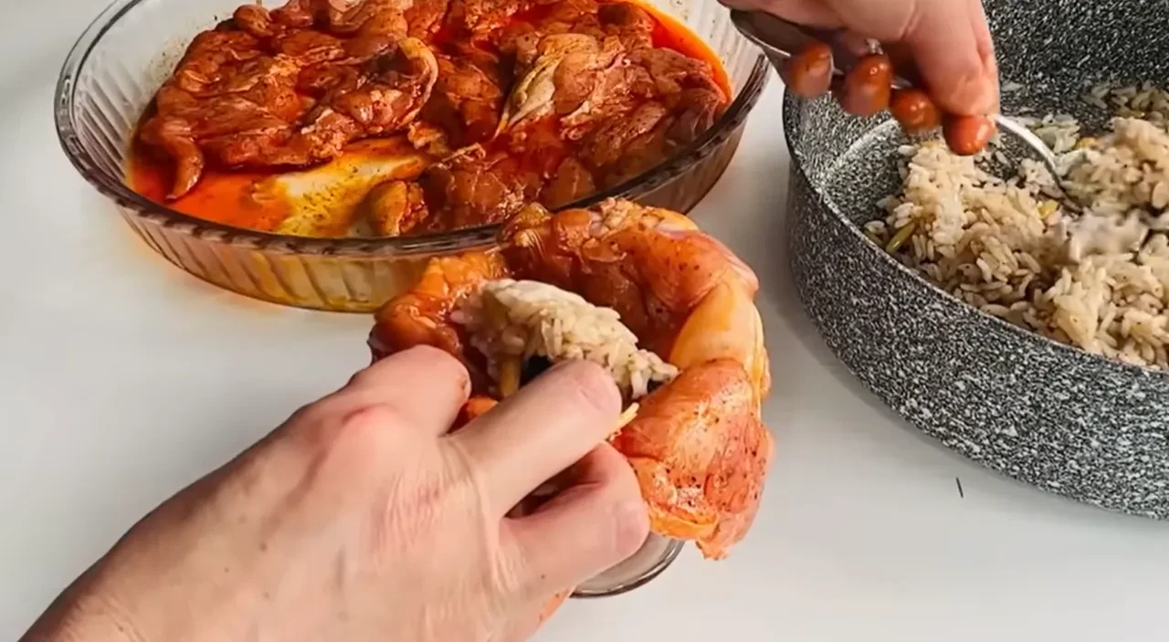 Gelinim Mutfakta'dan iç pilavlı baget kaplama tarifi! Bu püf noktasıyla pirinçler tane tane dökülecek