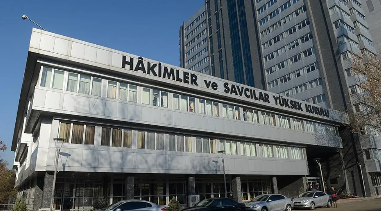 HSK’dan kritik kararname! 34 hakim ve savcının görev yeri değişti