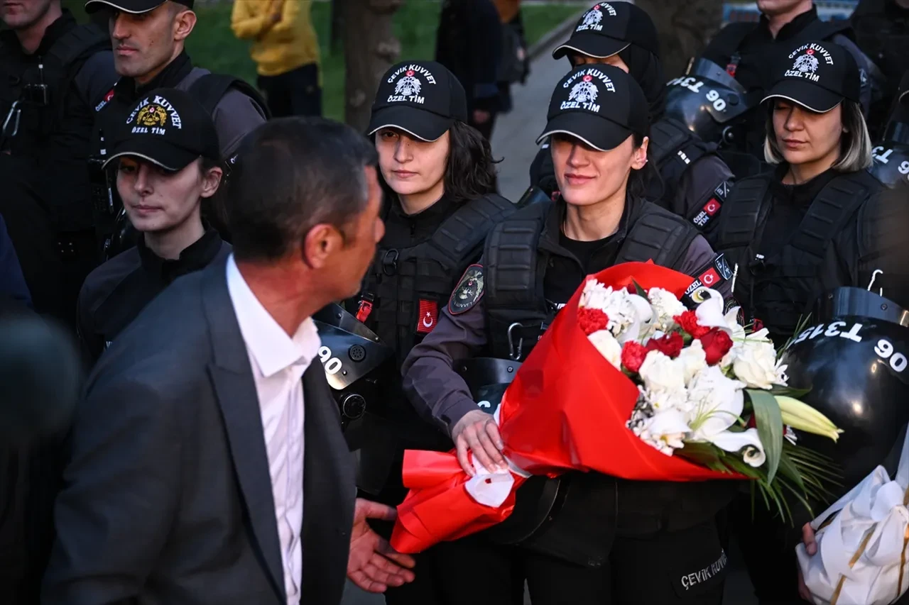 İçişleri Bakanı Mustafa Çiftçi madencilerin sorununu çözen toplantıyı anlattı