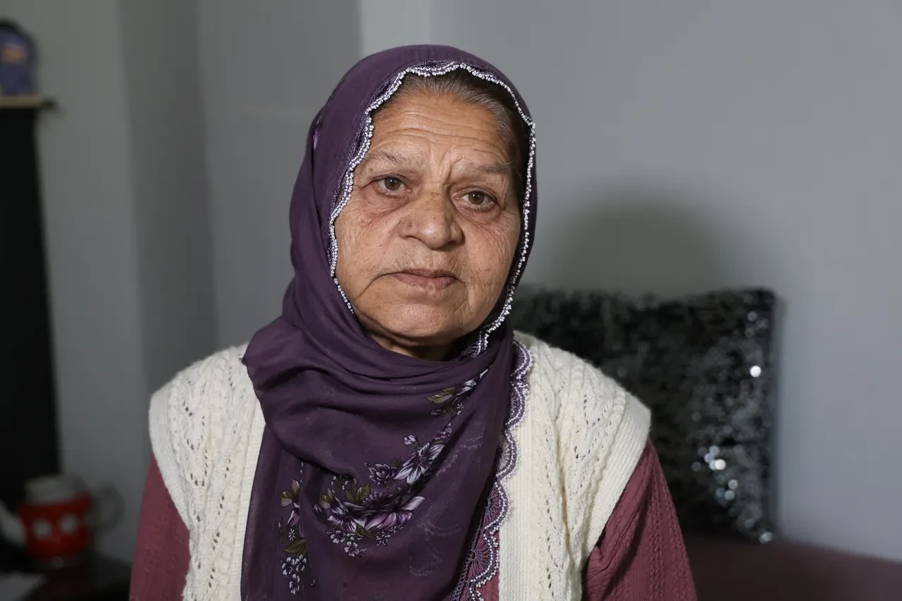 Kiracısına emekli maaşını çekmesi için kartını verdi! Başına gelmeyen kalmadı: Duyduklarına inanamadı 