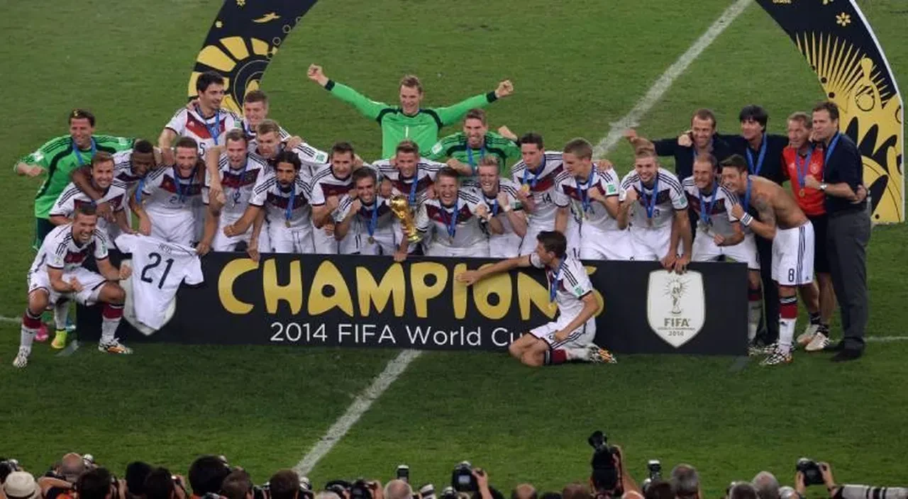 2026 Dünya Kupası için geri sayıma geçilirken tarihi turnuvanın dünü ve bugünü!