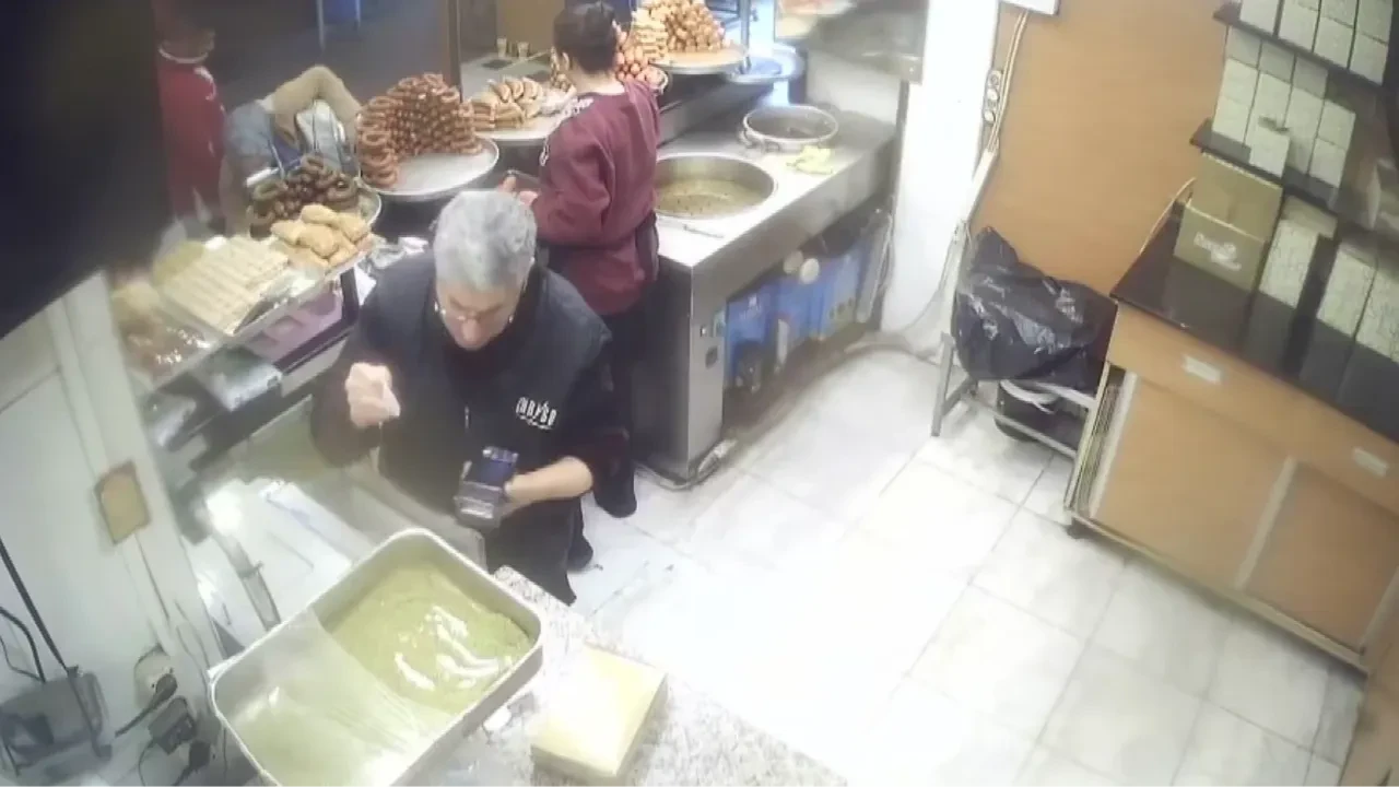 3 kişinin telefonlarını böyle çaldı! İfadesi şoke etti: 'Dayanamıyorum çalıyorum' 