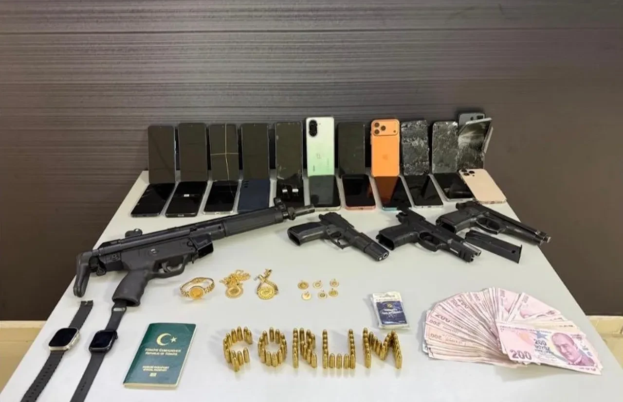 43 milyon TL'lik dolandırıcılık engellendi! Suç şebekesi operasyonla çökertildi