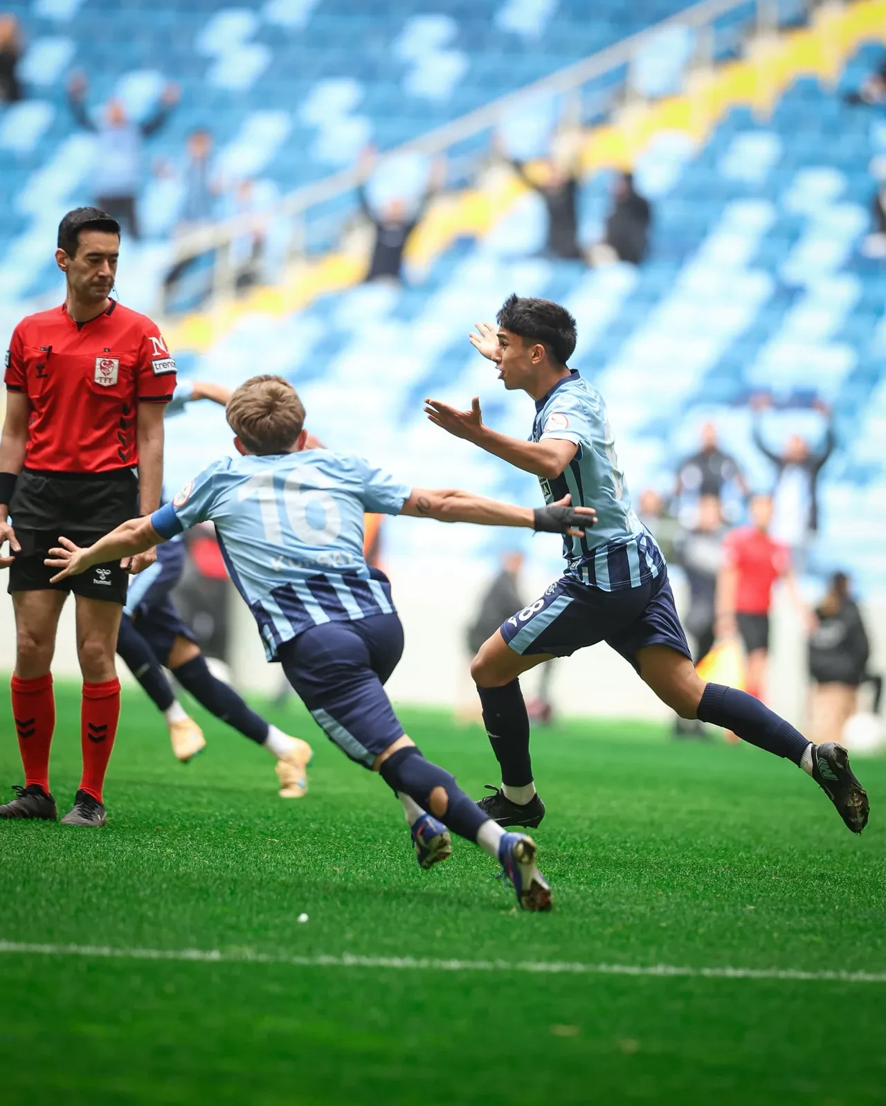 Adana Demirspor'dan sezonun ilk galibiyeti: -54 puan!