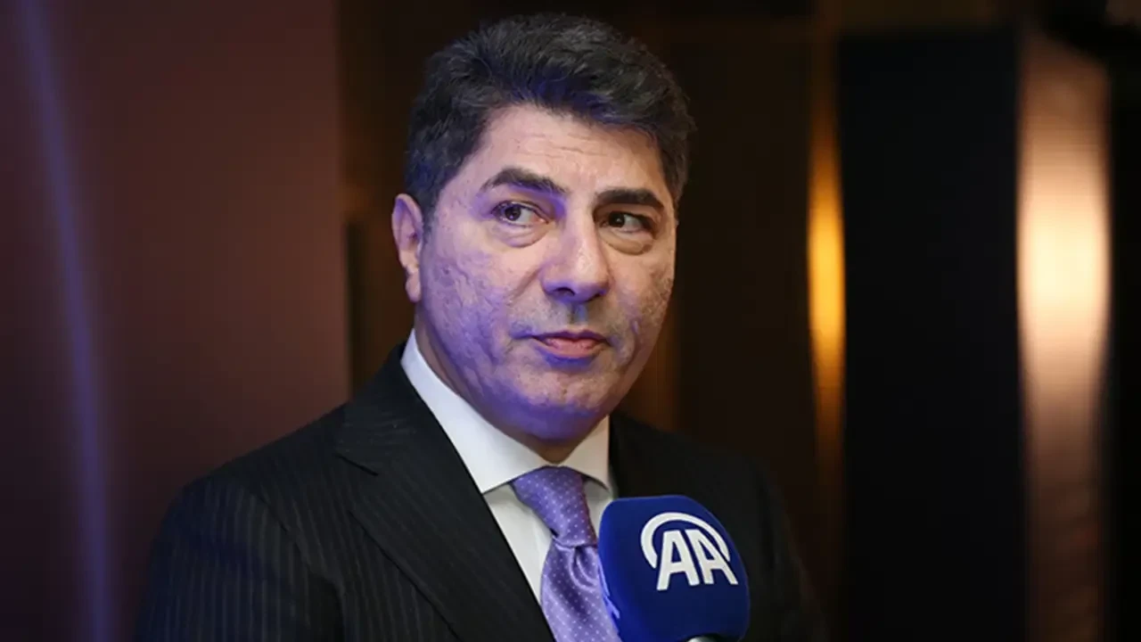 Fenerbahçe kulislerinde hareketlilik! Hakan Safi adaylık için o şartı açıkladı: 'Onlar yoksa...'