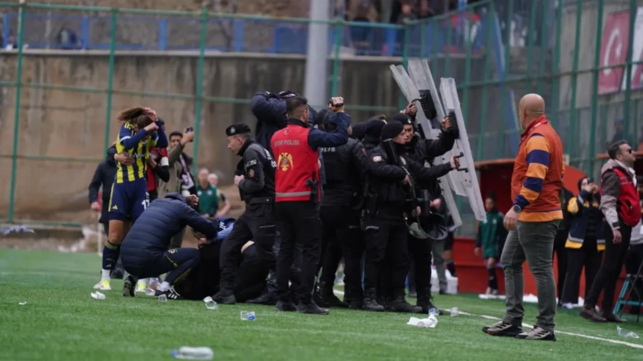 Hakkari'de FBTV'ye saldırı! Kulüpten açıklama geldi: 