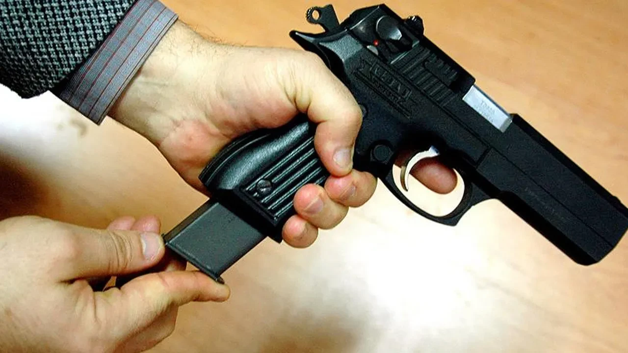 İnternetten silah satıp, suç için elaman topladılar! 16 ilde eş zamanlı operasyon: Çok sayıda gözaltı var