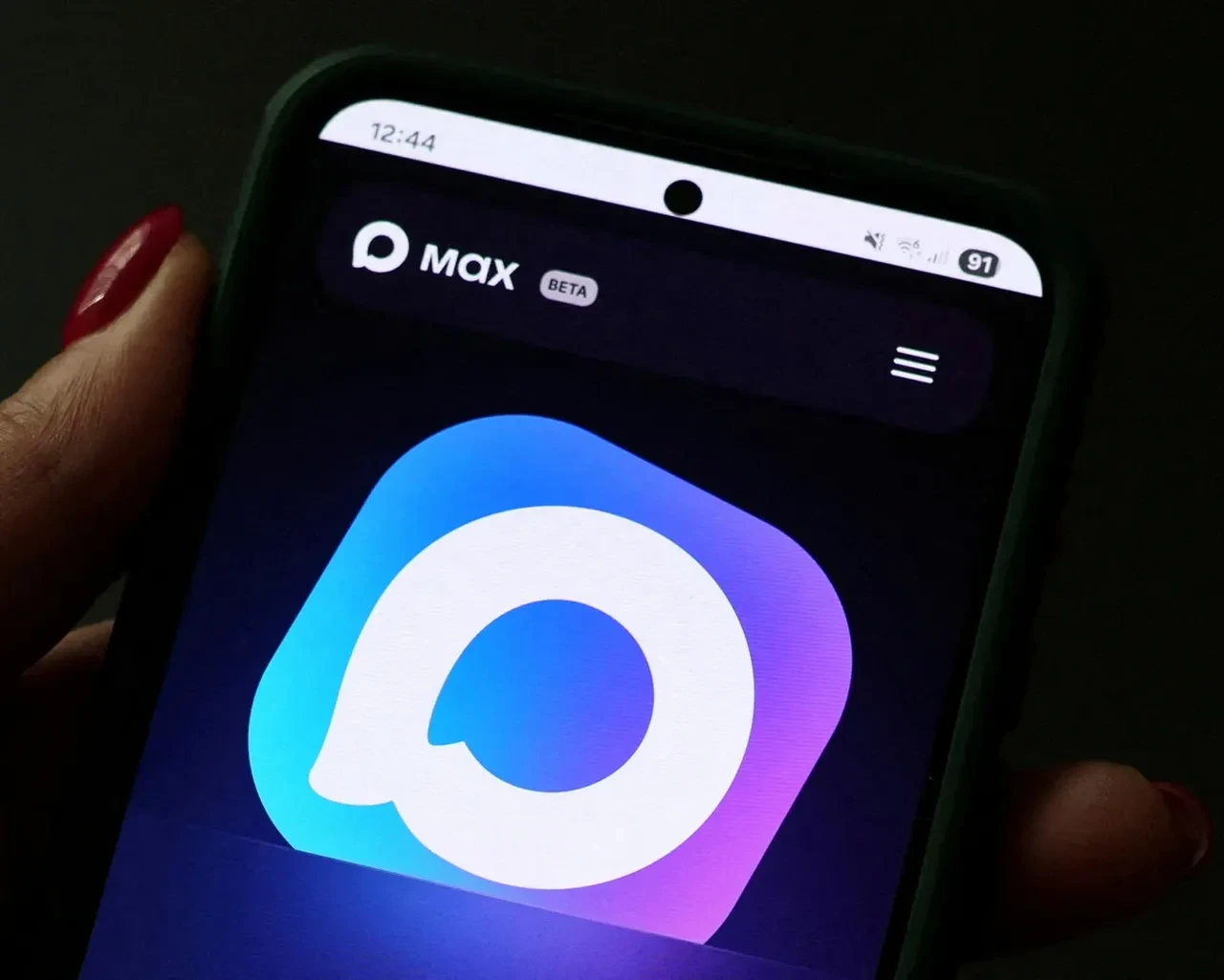 Kremlin'in Ruslara dayattığı mesajlaşma uygulaması MAX tepki çekti: "Verilerimize doğrudan erişiyorlar"