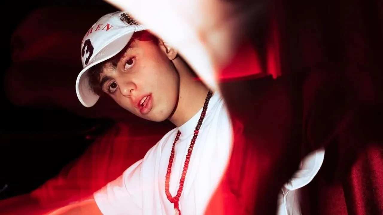 Mustafa Sandal’ın büyük oğlu Yaman Sandal kimdir? Yaman Sandal kaç yaşında, ne iş yapıyor?