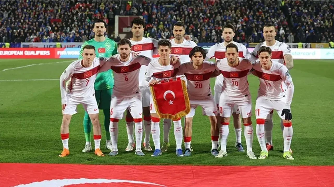 Sinan Akçıl Milli takım için yeni Marş hazırladığını duyurdu! Milli Takım dünya kupasında ses getirecek