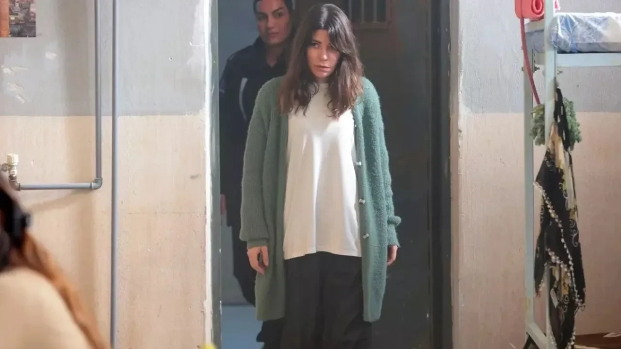 Uzak Şehir 2 sezon finali ne zaman? Uzak Şehir 3. Sezon olacak mı? 