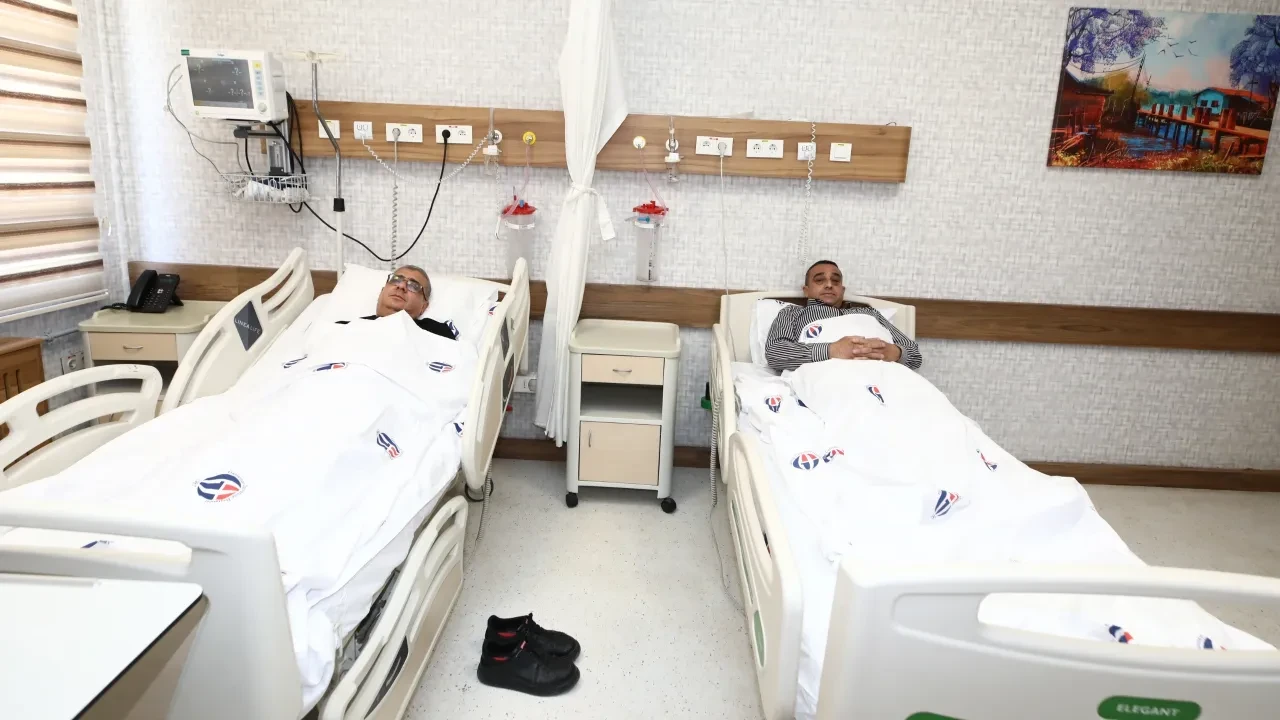 Aile hekimine böbreğini bağışladı: Hastadan doktora görülmemiş vefa örneği