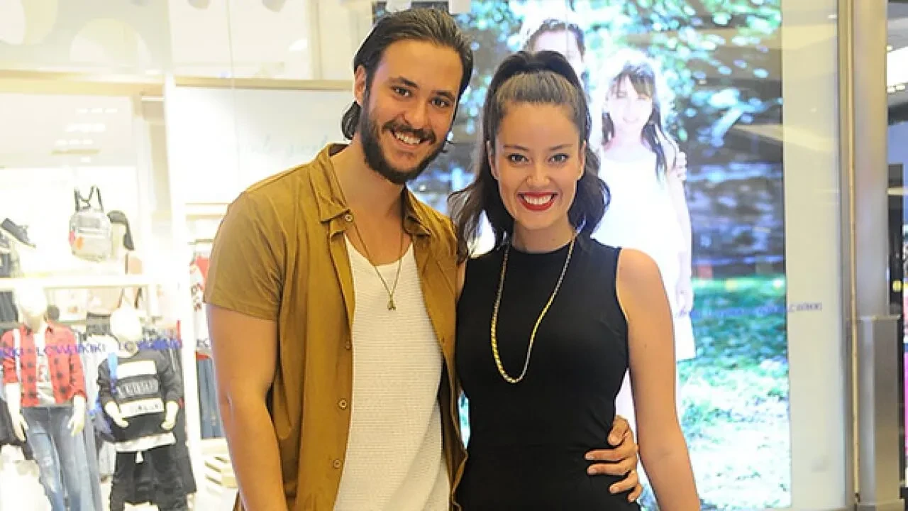 Anıl Altan'dan sosyal medyayı sallayan Yakışıklı Mısırcı taklidi! Yorumlar yağmur gibi yağdı